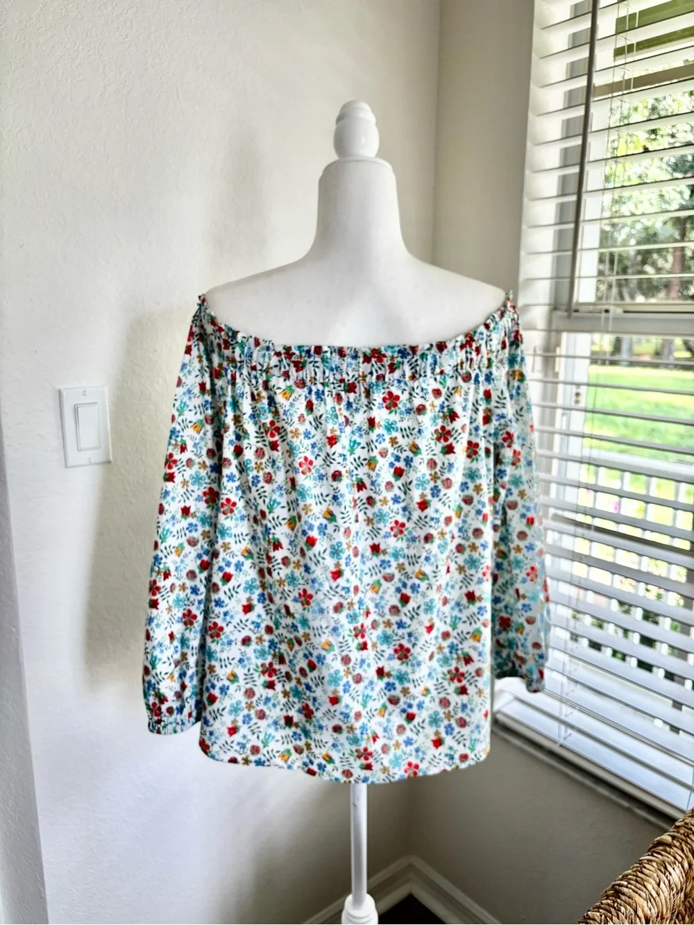 J. Crew LIBERTY Off-Shoulder Floral Blouse in White with Red /Blue/Mint Flowers